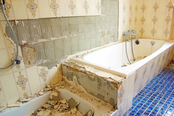 Bathtub Demolition in Powhatan